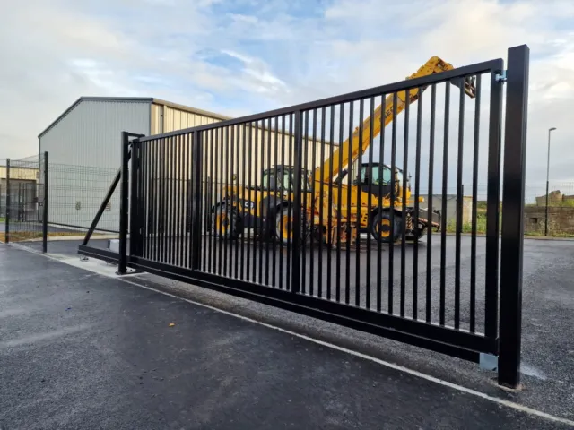 automatic sliding gate and motor
